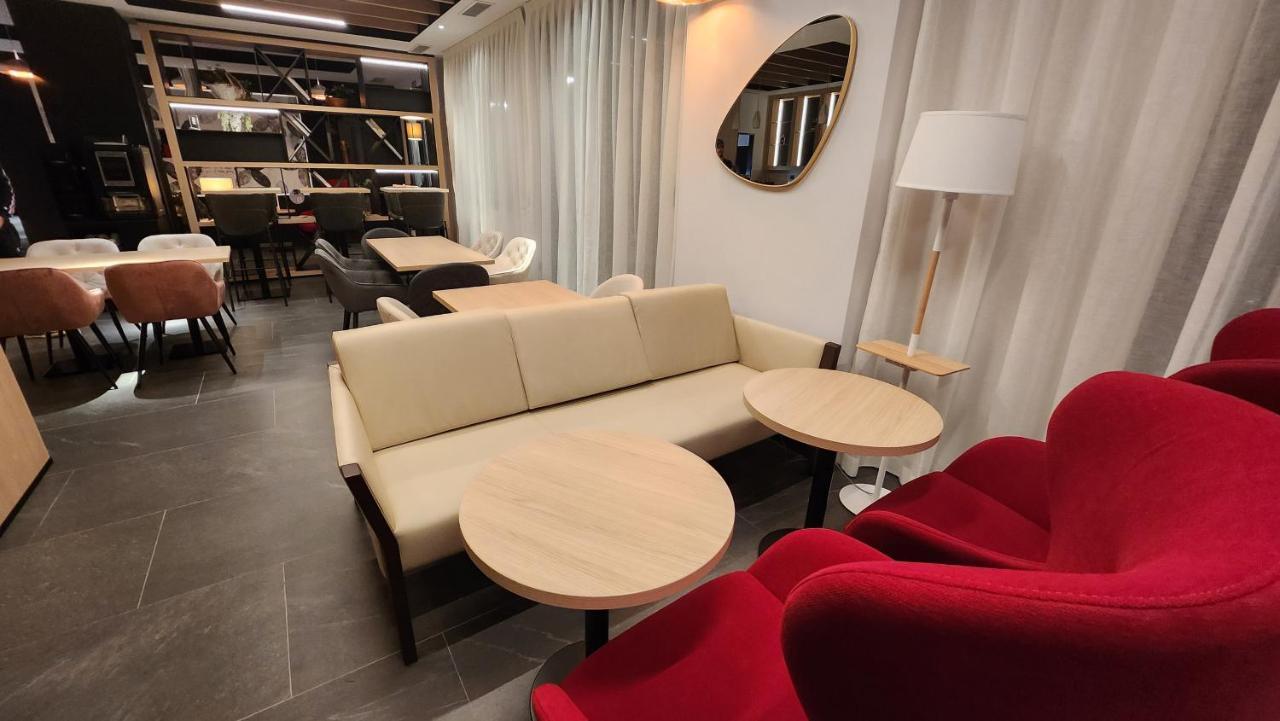 Sercotel Plana Suites La Vall d'Uixo Ngoại thất bức ảnh