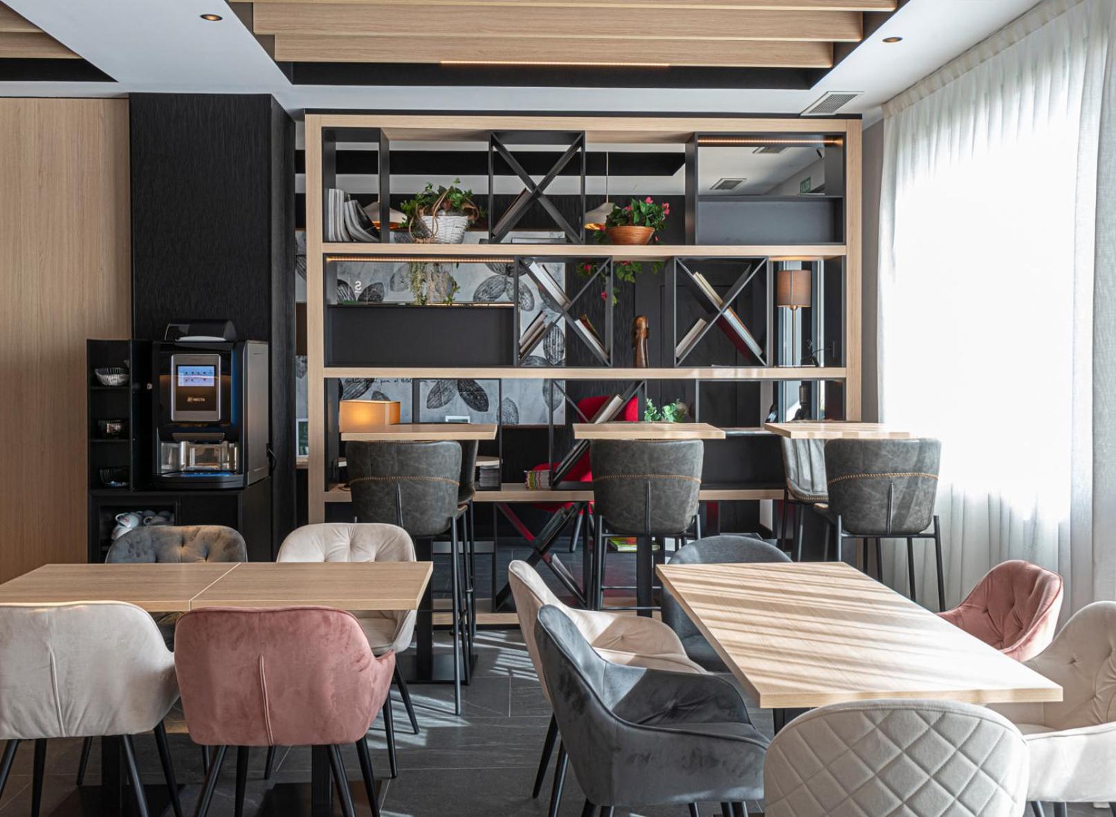 Sercotel Plana Suites La Vall d'Uixo Ngoại thất bức ảnh